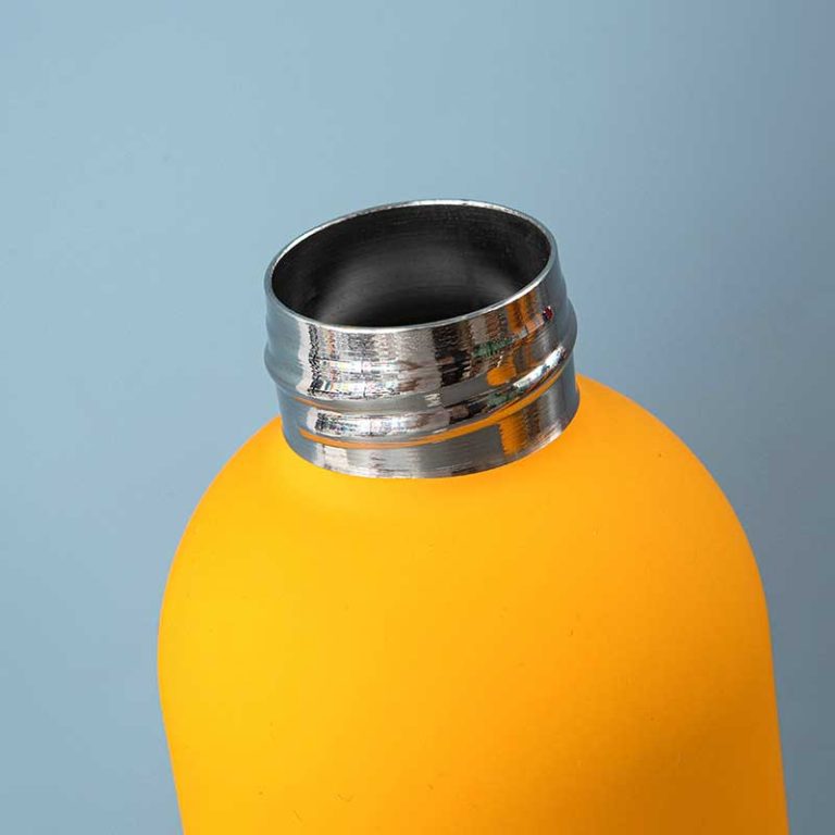 17oz-Insulated-Bottle-with-Wooden-Style-Lid-&-Carry-Loop-12