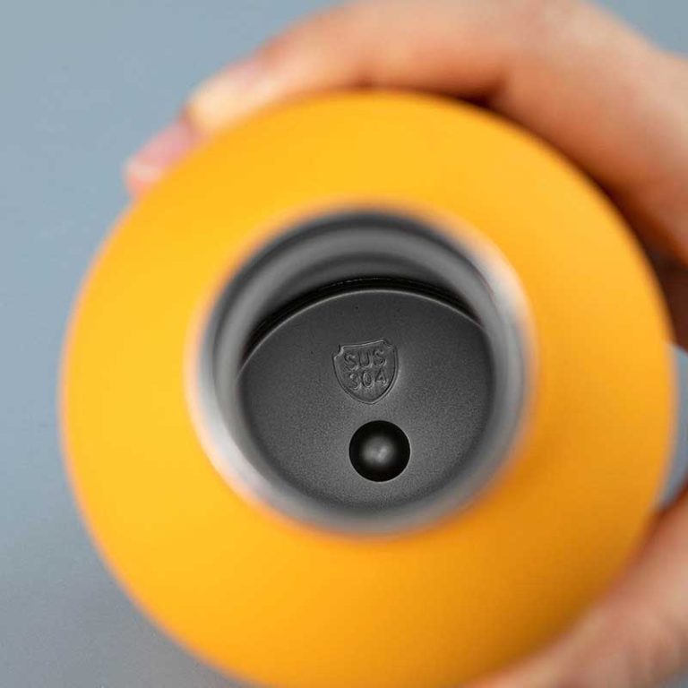 17oz-Insulated-Bottle-with-Wooden-Style-Lid-&-Carry-Loop-13