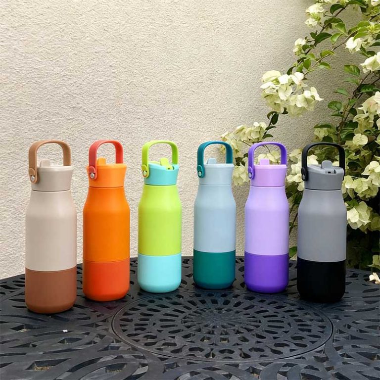 24oz-Two-Tone-Insulated-Bottle-with-Flip-Top-Carry-Lid-11