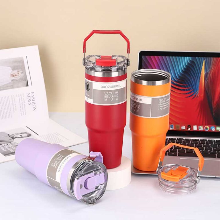30oz-Insulated-Tumbler-with-Flip-Handle-&-Sliding-Lid2