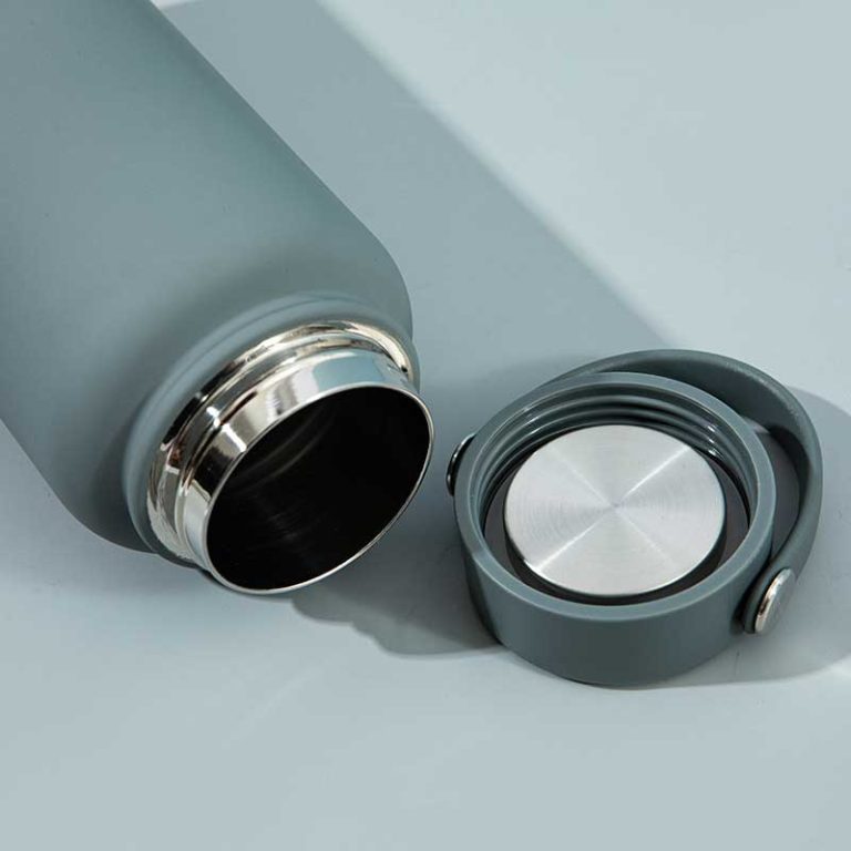 32oz-Insulated-Bottle-with-Carry-Handle-Lid-7